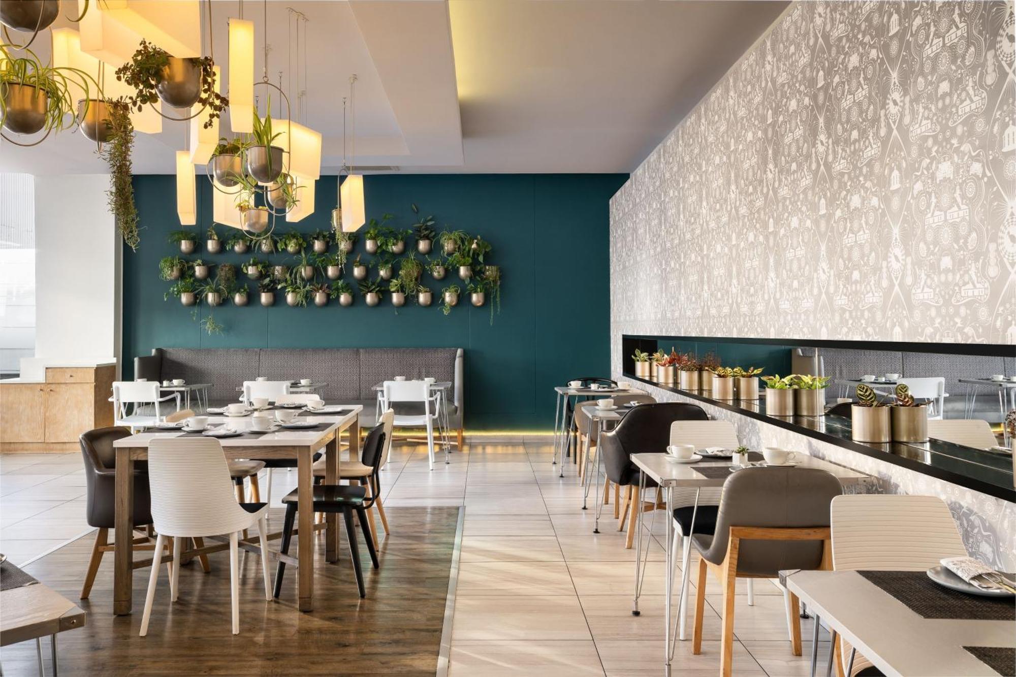 Protea Fire & Ice By Marriott Hotel 4*
