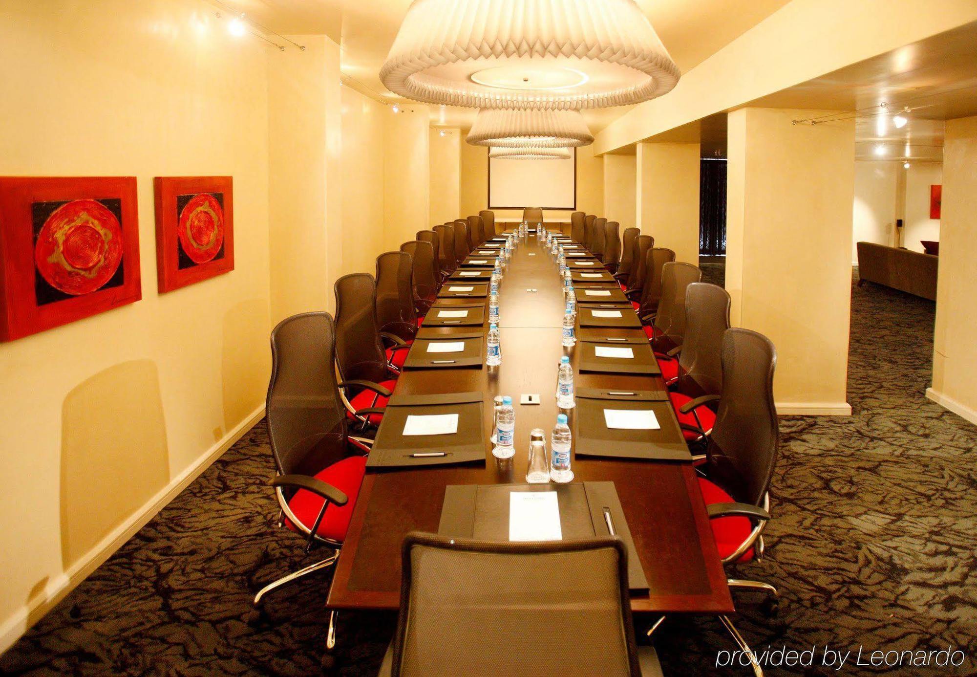 Protea Fire & Ice By Marriott Hotel Cape Town