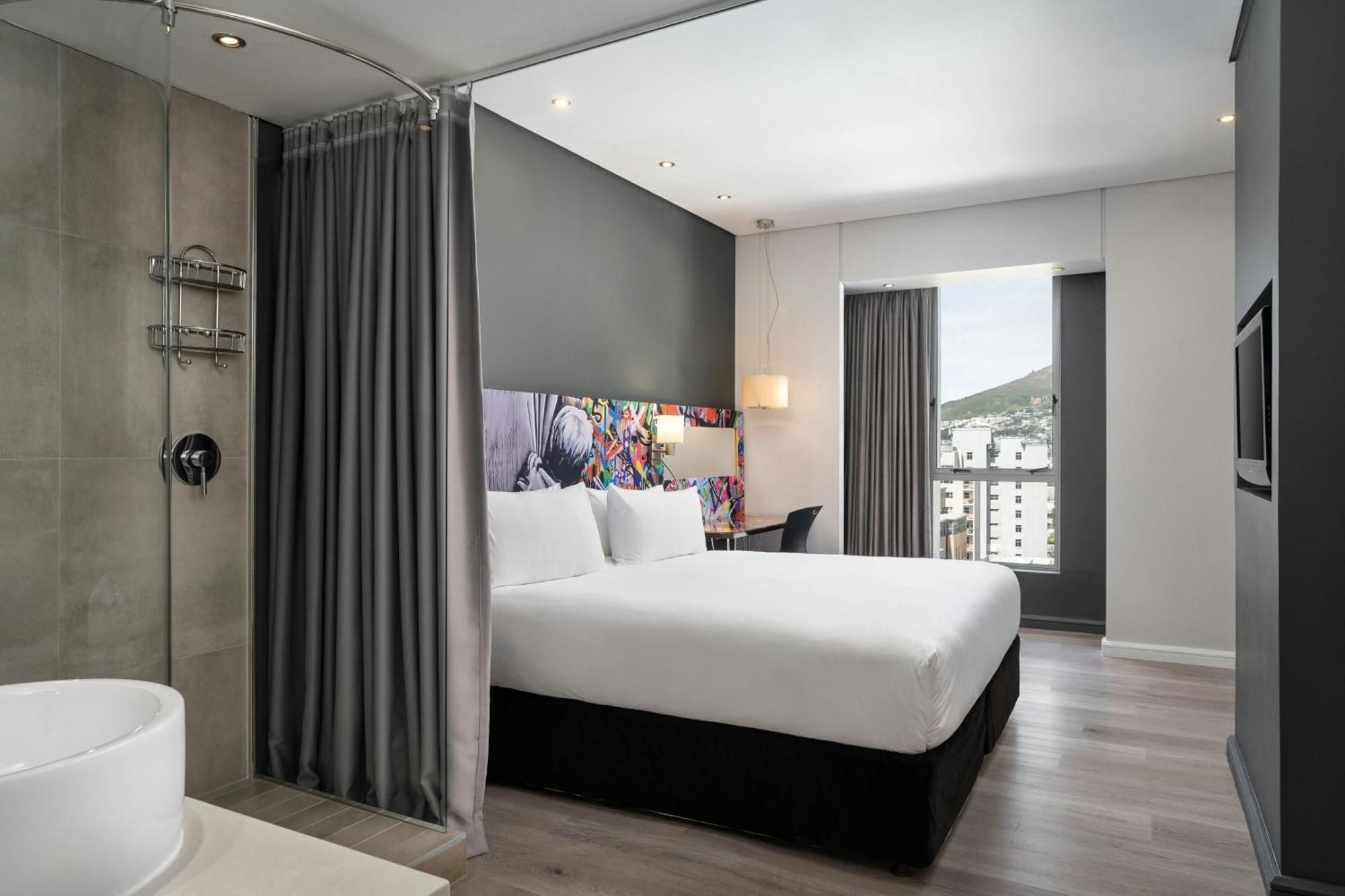 Hotel Protea Fire & Ice By Marriott 4*