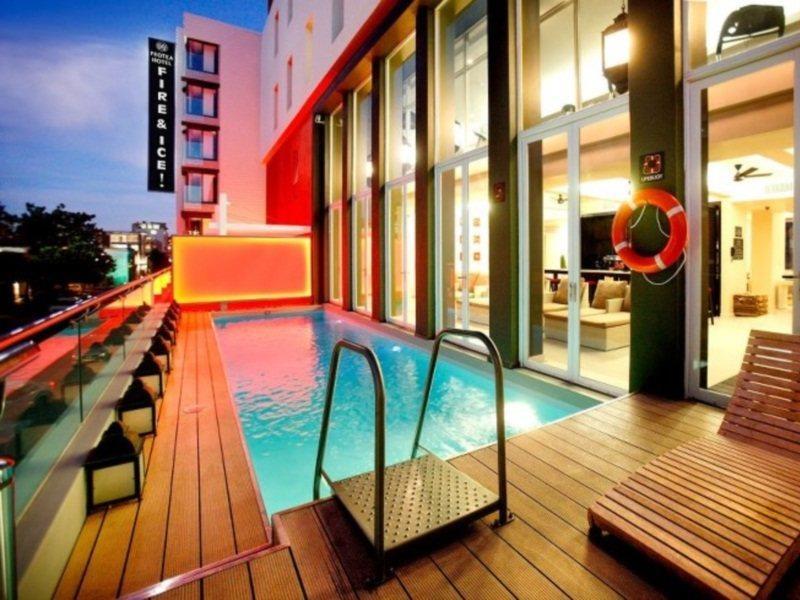 Protea Fire & Ice By Marriott